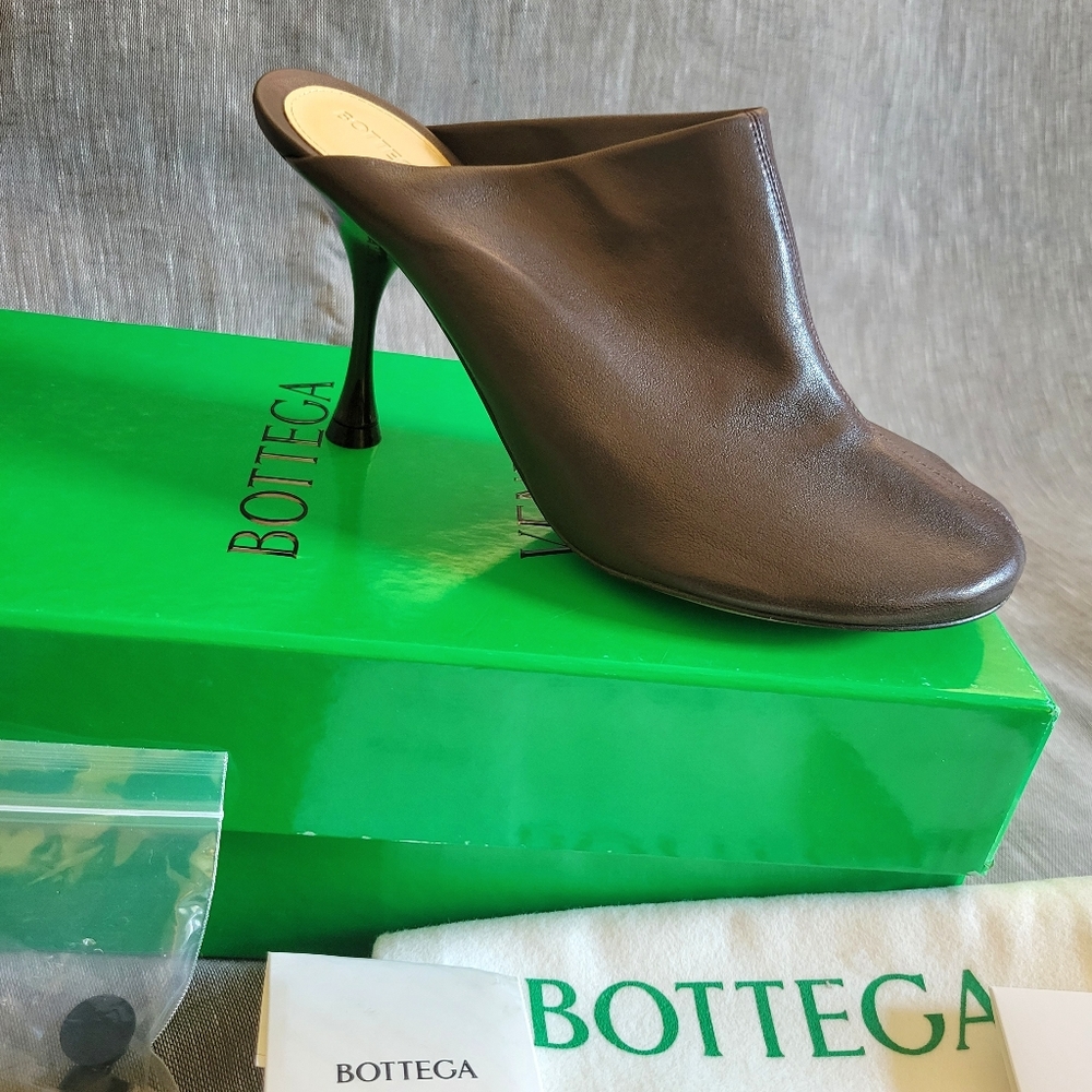 New Women's Bottega Veneta Brown Leather Raffia Stretch Mule Heels Size 7 US - Picture 6 of 15